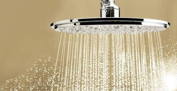 طاسة دش جروهى رين شاور كوزموبوليتان 142 مم كروم